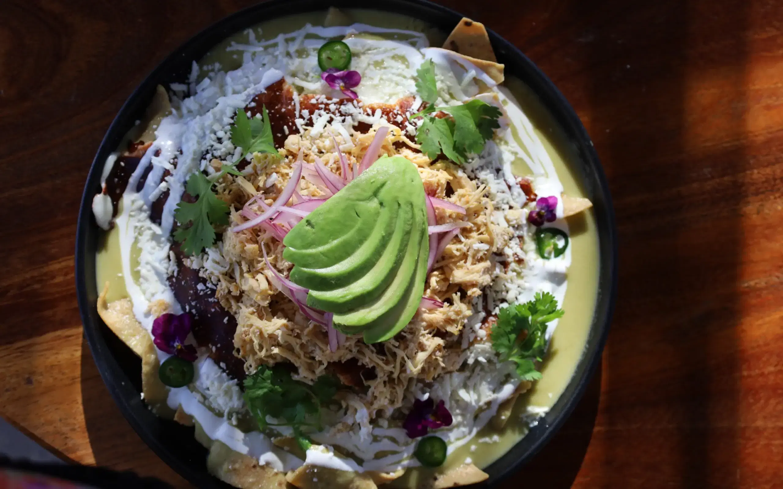 Chilaquiles suizos