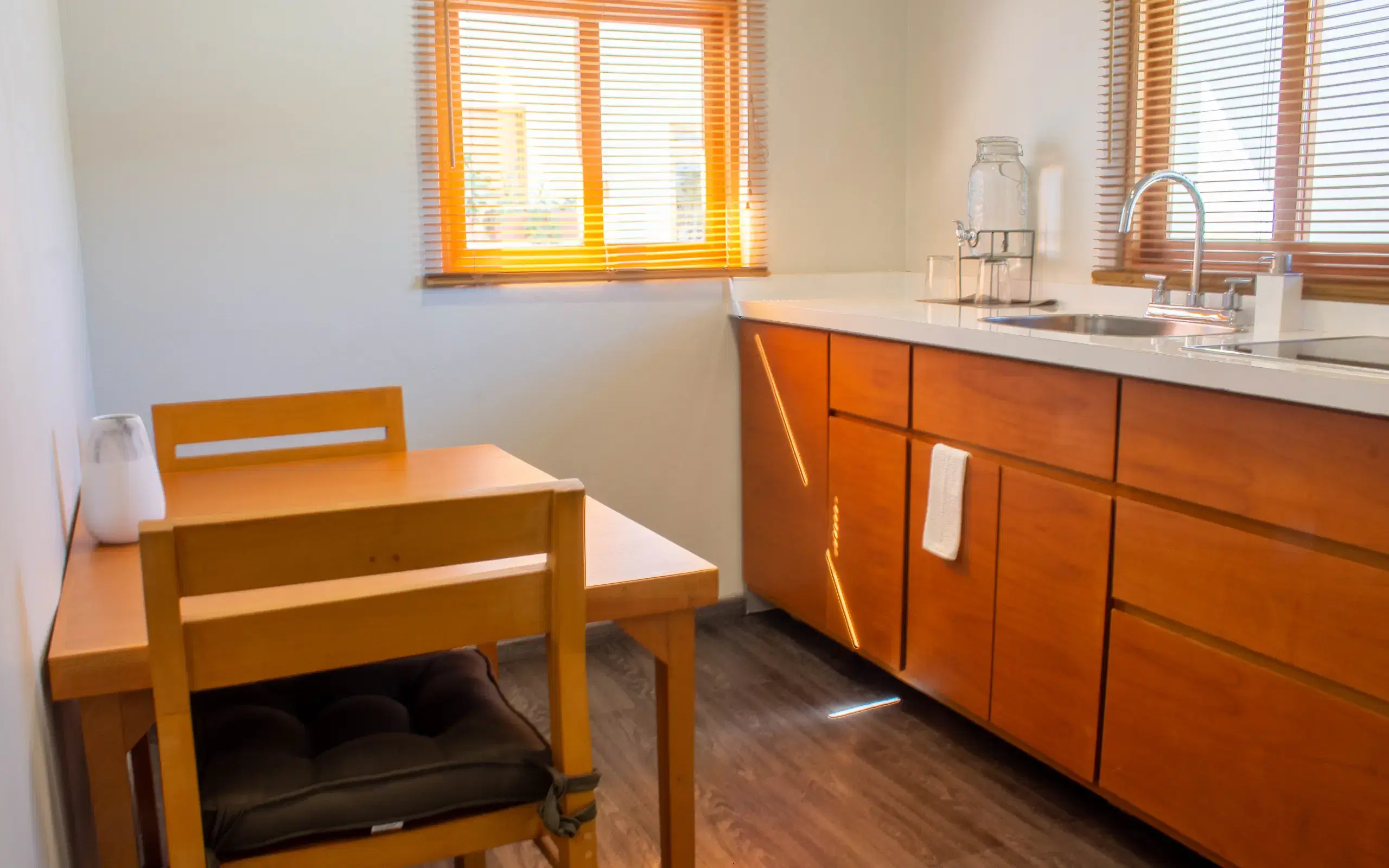 Standard Studio kitchenette with dining table